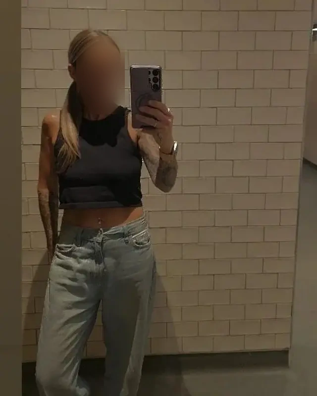 Coralie - Image 2